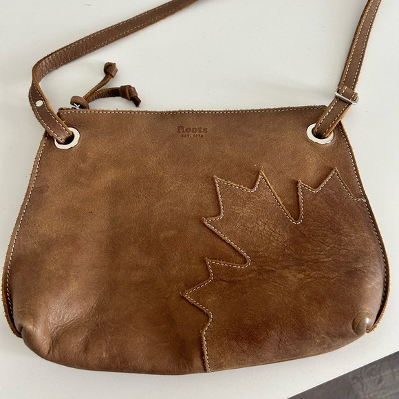 Roots Brown Leather Shoulder Bag - Picture 1 of 5